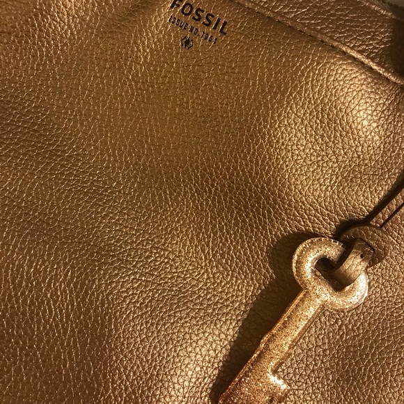 Good Fossil Purse & Wristlet to Match - Picture 2 of 7